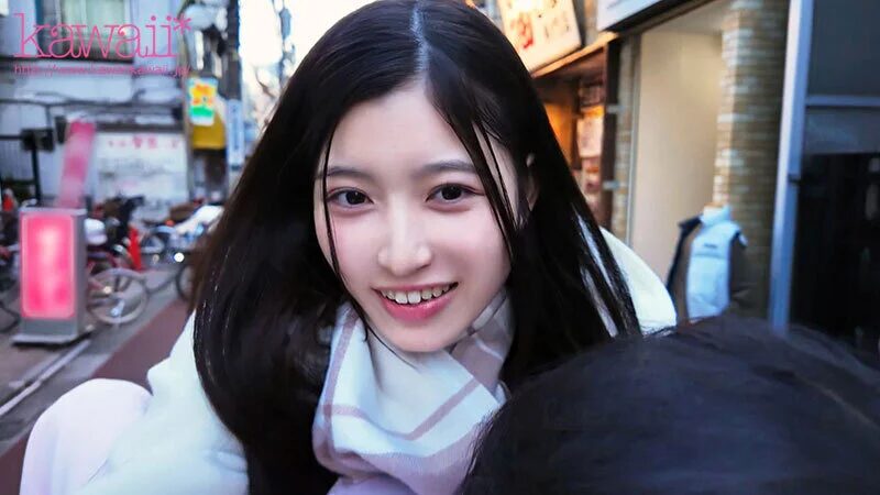 なんで滅茶苦茶にされてダブルピースしてるんだよ…クソが。清楚な彼女は、知らない男の犬でした。 設楽ゆうひ